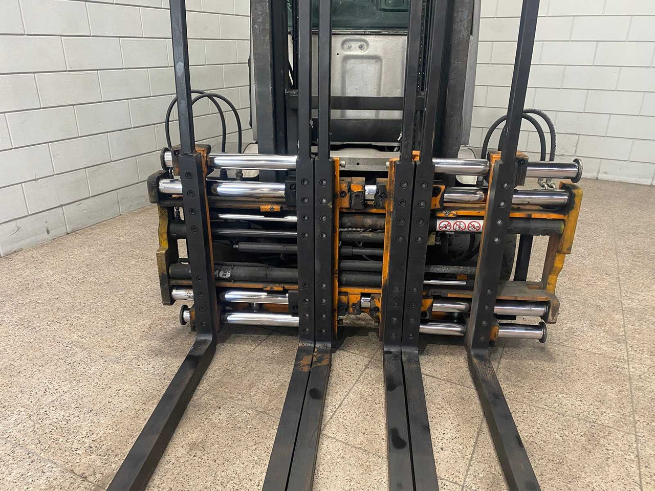 STILL - 2011 - RX60-40 - FORKLIFT TRUCK - رافعة شوكية: صور 4 STILL - 2011 - RX60-40 - FORKLIFT TRUCK - رافعة شوكية: صور 4