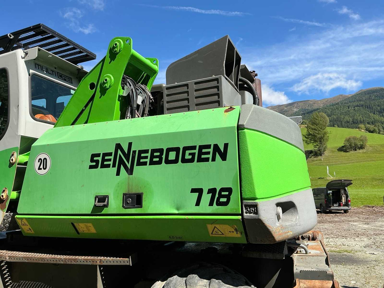 حفارة على عجلات Sennebogen 718: صور 15