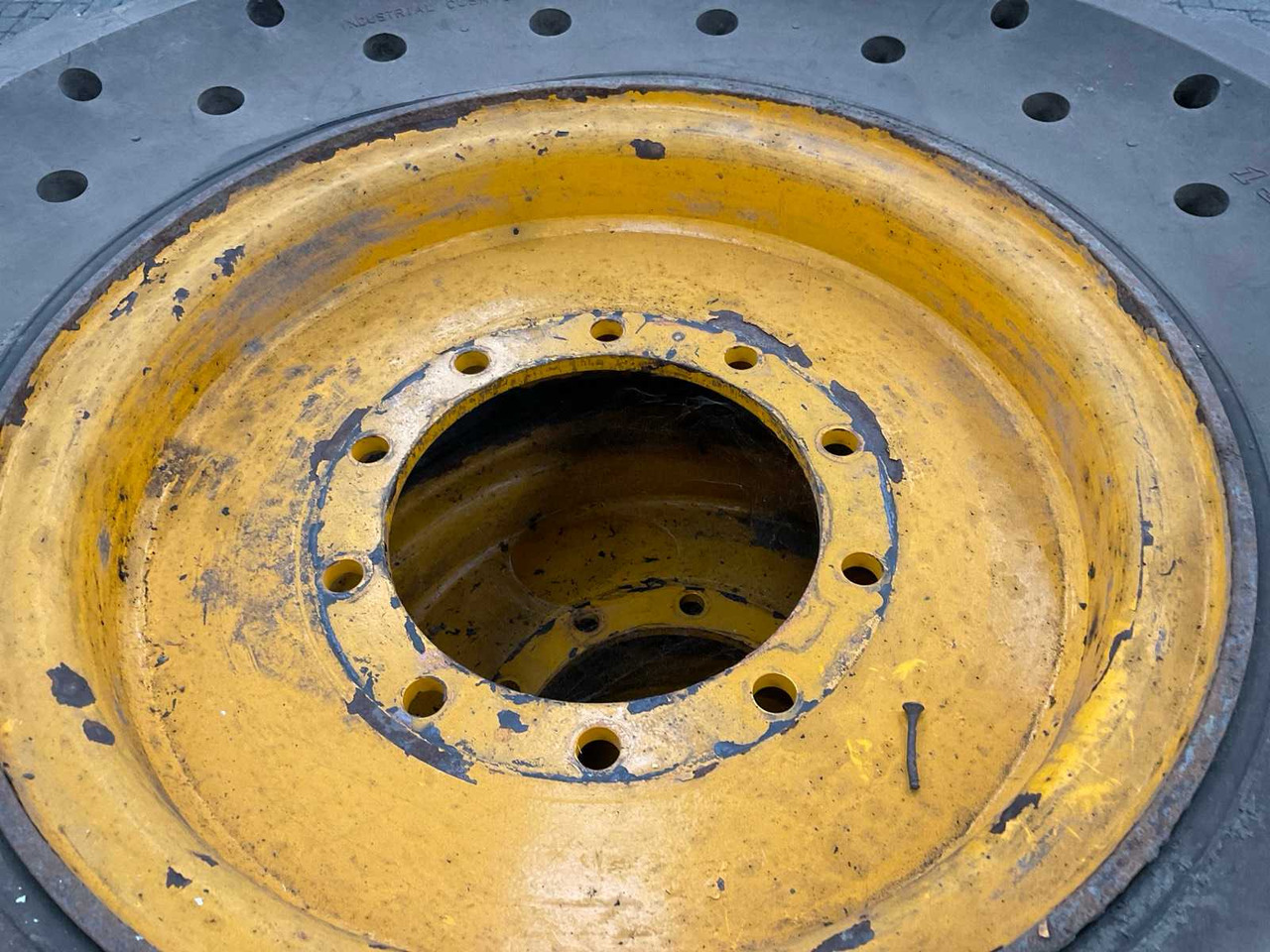 Shun Gin JCB verreiker - الإطارات والجنوط - جرار: صور 4 Shun Gin JCB verreiker - الإطارات والجنوط - جرار: صور 4