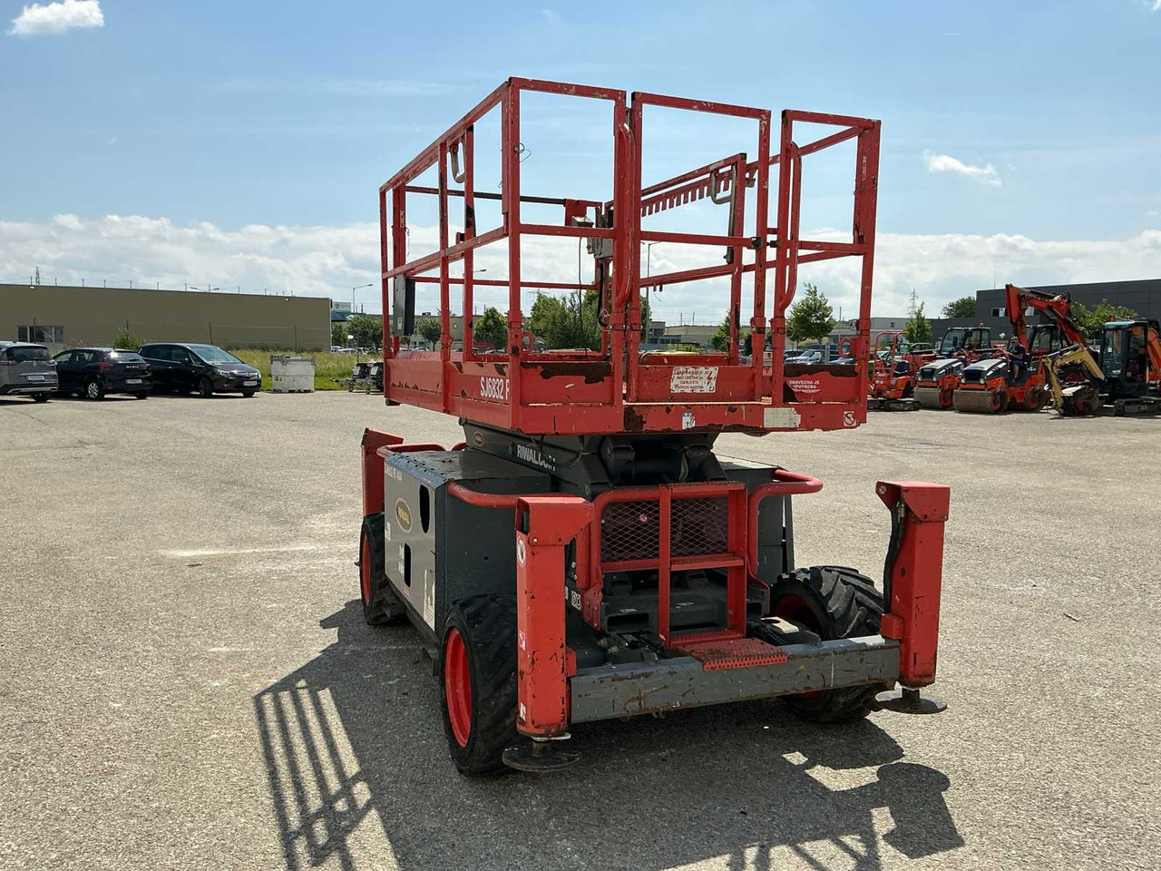 Skyjack SJ6832RT 4x4 - منصات هيدروليكية متنقلة: صور 3 Skyjack SJ6832RT 4x4 - منصات هيدروليكية متنقلة: صور 3