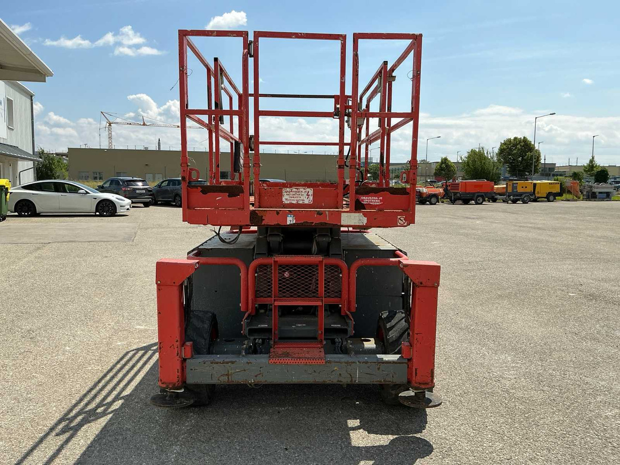 Skyjack SJ6832RT 4x4 - منصات هيدروليكية متنقلة: صور 5 Skyjack SJ6832RT 4x4 - منصات هيدروليكية متنقلة: صور 5