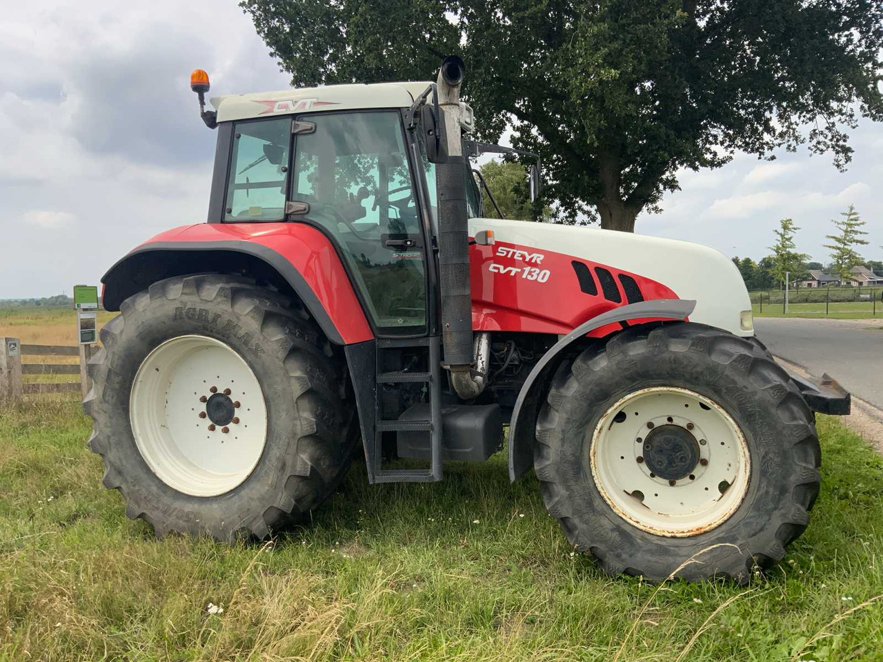 Steyr CVT130 - جرار: صور 5 Steyr CVT130 - جرار: صور 5