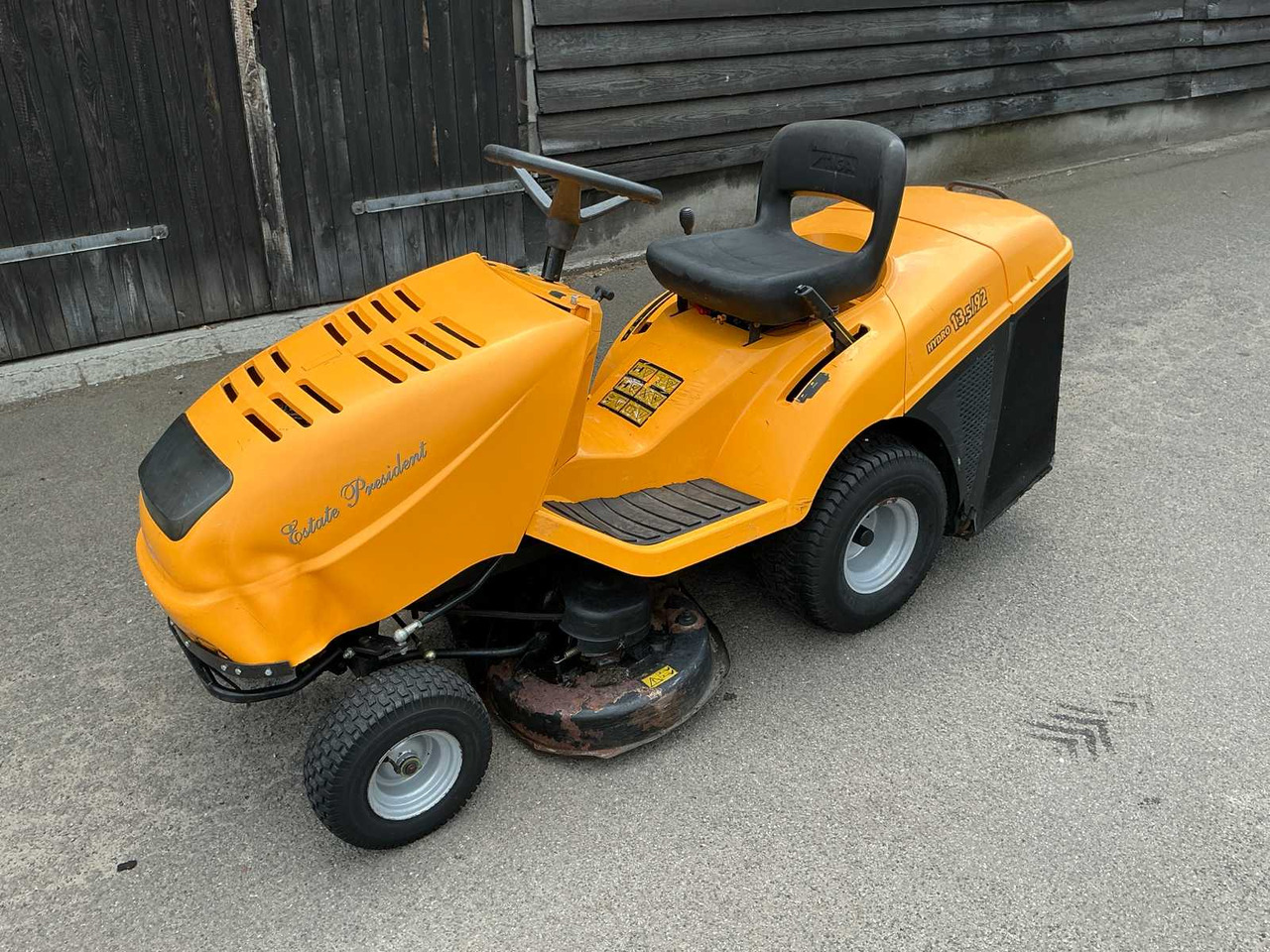 Stiga JR 92 Hydro - جزازة المروج: صور 1 Stiga JR 92 Hydro - جزازة المروج: صور 1