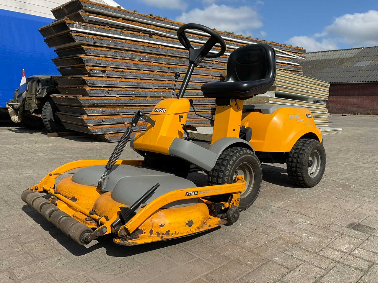 Stiga P901 - جزازة المروج: صور 1 Stiga P901 - جزازة المروج: صور 1