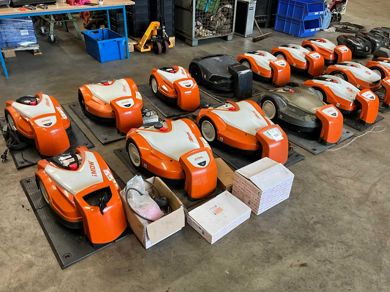 Stihl - جزازة المروج: صور 3 Stihl - جزازة المروج: صور 3