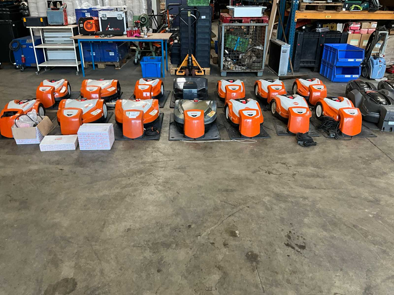 Stihl - جزازة المروج: صور 2 Stihl - جزازة المروج: صور 2