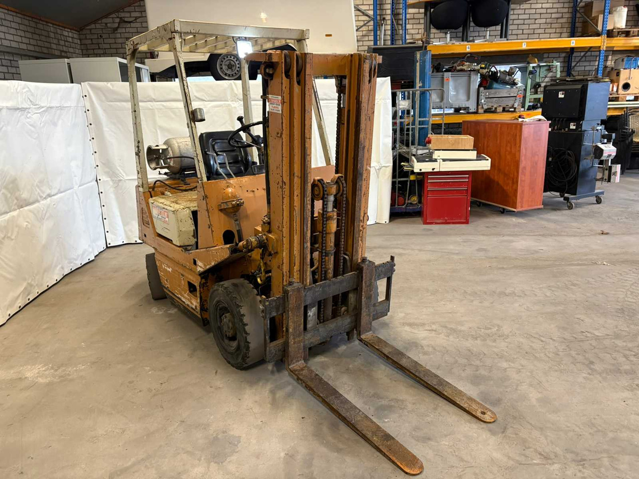 TCM - FORKLIFT - رافعة شوكية: صور 3 TCM - FORKLIFT - رافعة شوكية: صور 3