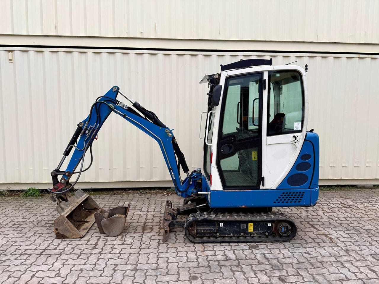 TEREX - TC16 - 2015 - MINI EXCAVATORS - حفارة مصغرة: صور 2 TEREX - TC16 - 2015 - MINI EXCAVATORS - حفارة مصغرة: صور 2