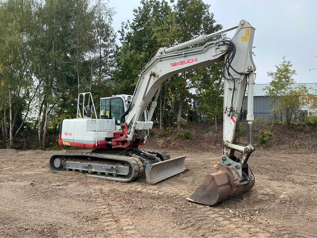 Takeuchi TB1140 - حفارات زحافة: صور 4 Takeuchi TB1140 - حفارات زحافة: صور 4