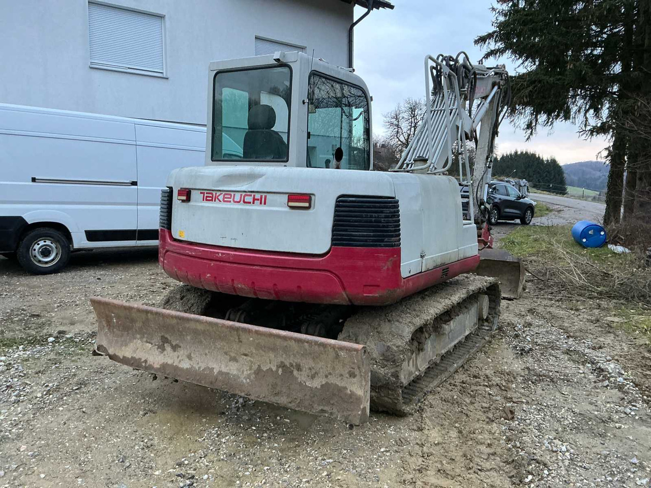 Takeuchi TB175 - حفارات زحافة: صور 4 Takeuchi TB175 - حفارات زحافة: صور 4