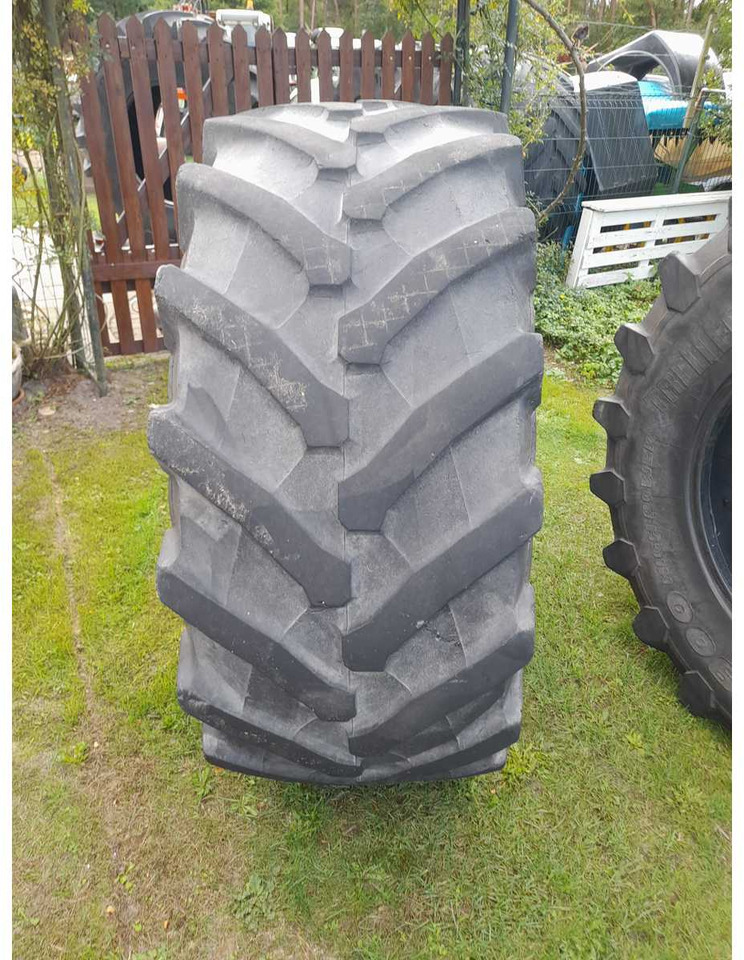 Trelleborg TM900 tubless - الإطارات والجنوط - جرار: صور 4 Trelleborg TM900 tubless - الإطارات والجنوط - جرار: صور 4