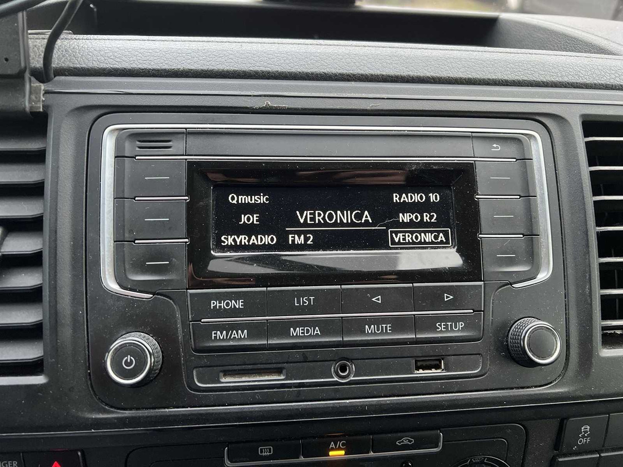 الشاحنات الصغيرة VOLKSWAGEN TRANSPORTER 2.0 TDI L1H1 COMFORTLINE | VFP-91-G: صور 15