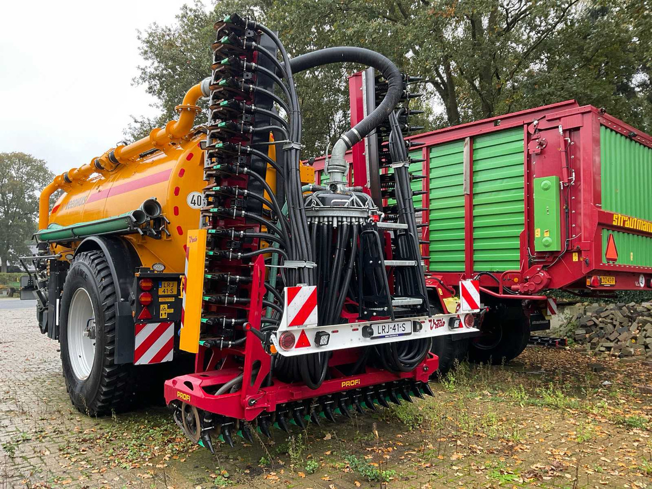 Veenhuis en Vredo Premium Quad Shift 15800 / ZB4 82544 DV H - صهريج السماد السائل: صور 2 Veenhuis en Vredo Premium Quad Shift 15800 / ZB4 82544 DV H - صهريج السماد السائل: صور 2