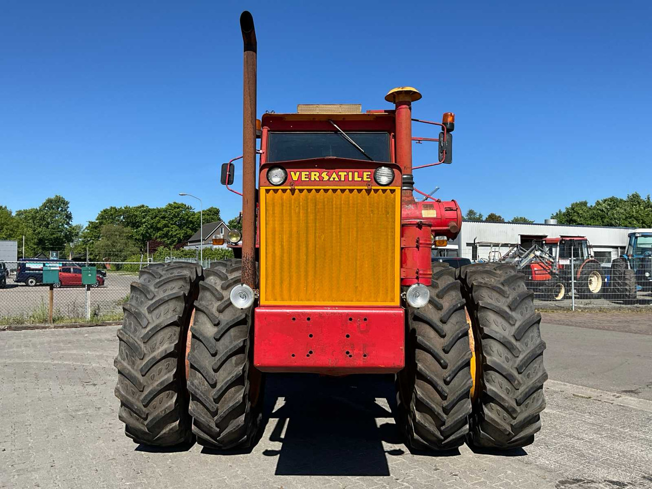 Versatile 800 - جرار: صور 3 Versatile 800 - جرار: صور 3