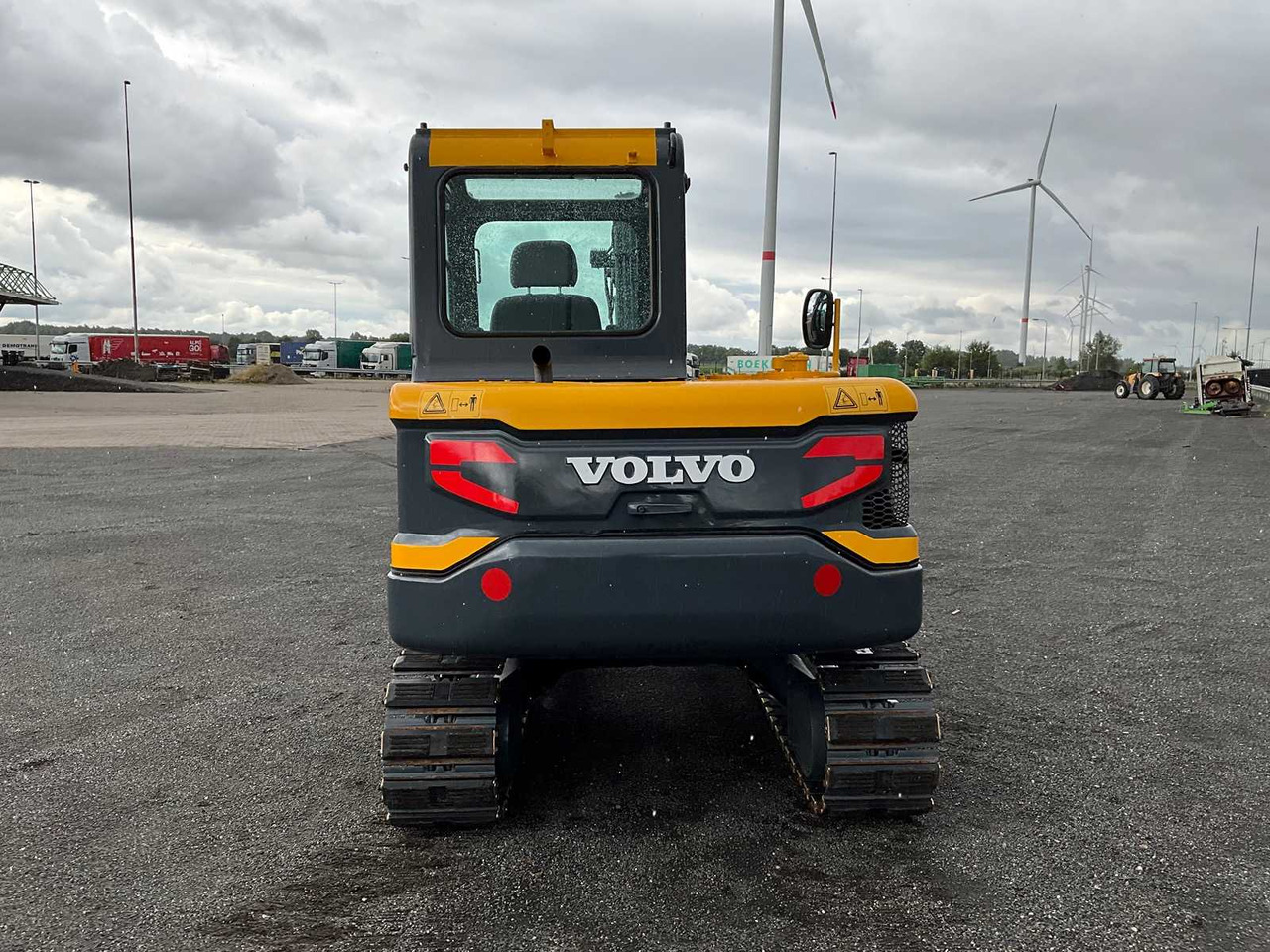 Volvo EC55D - حفارات زحافة: صور 4 Volvo EC55D - حفارات زحافة: صور 4
