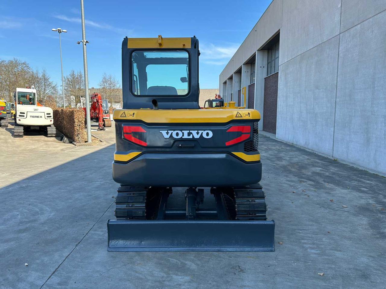 Volvo EC55D - حفارات زحافة: صور 5 Volvo EC55D - حفارات زحافة: صور 5