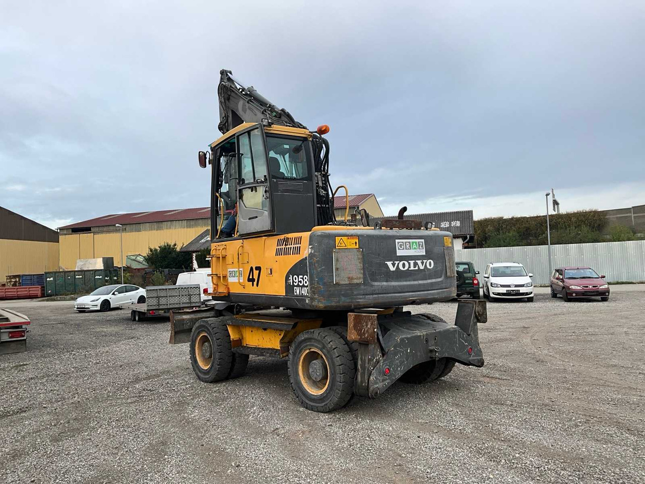 Volvo EW140C - حفارة على عجلات: صور 4 Volvo EW140C - حفارة على عجلات: صور 4