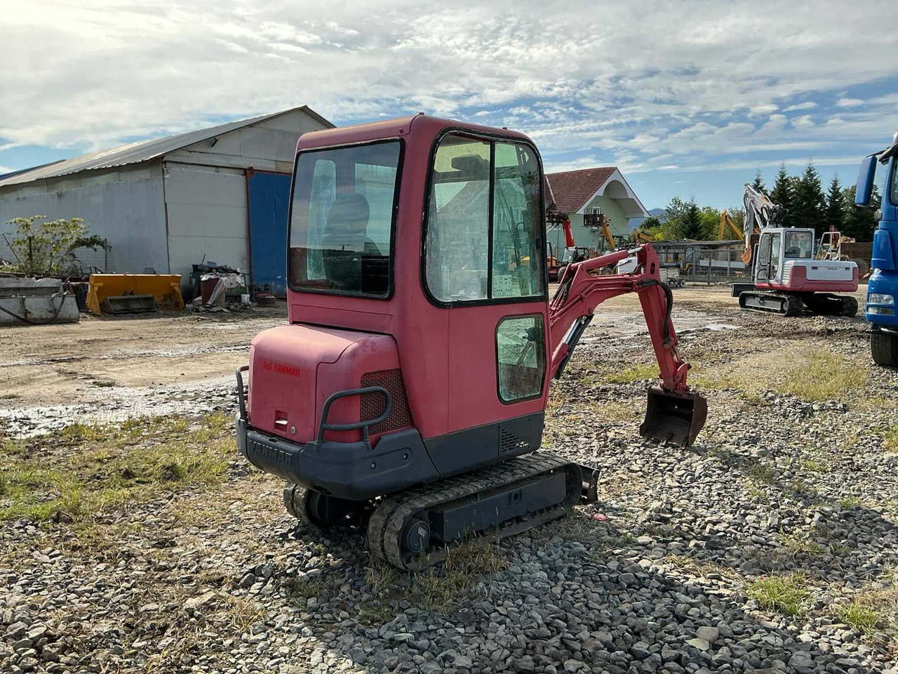 Yanmar B15 - 3 - حفارة مصغرة: صور 5 Yanmar B15 - 3 - حفارة مصغرة: صور 5