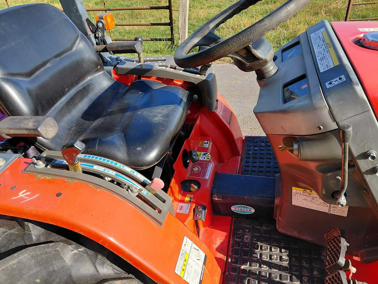 Yanmar KE50 - جرار صغير: صور 5 Yanmar KE50 - جرار صغير: صور 5