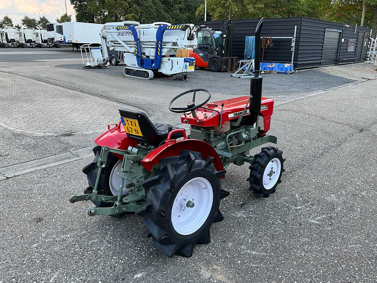 Yanmar YM1300D - جرار صغير: صور 5 Yanmar YM1300D - جرار صغير: صور 5