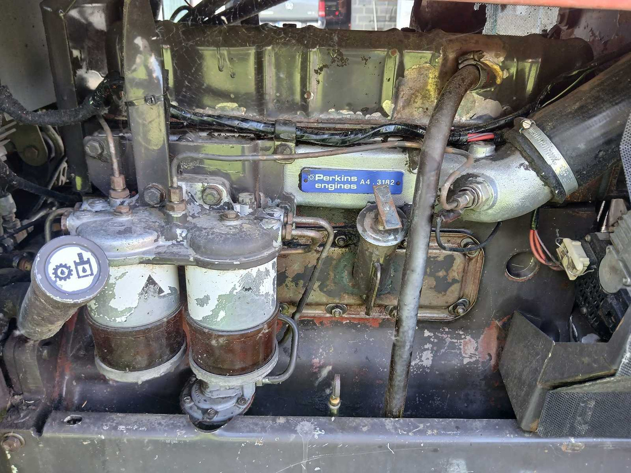 جرار massey Ferguson 698: صور 17