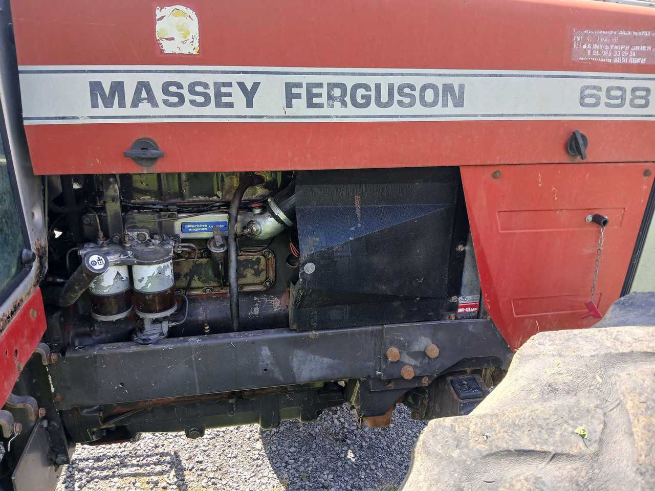 جرار massey Ferguson 698: صور 16