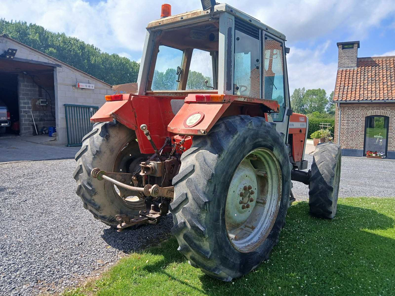 جرار massey Ferguson 698: صور 13