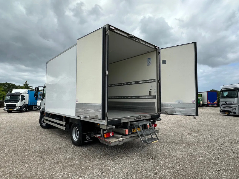 مبردة شاحنة DAF LF 210 LF.14.210 EURO6. KOELBAKWAGEN MET LAADKLEP: صور 10