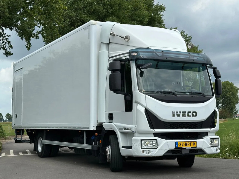 Iveco ML 120 EUROCARGO 120.220. EURO6. 2020. 6- CILINDER - بصندوق مغلق شاحنة: صور 2 Iveco ML 120 EUROCARGO 120.220. EURO6. 2020. 6- CILINDER - بصندوق مغلق شاحنة: صور 2