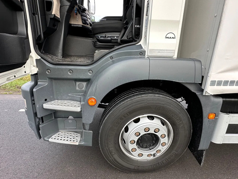 MAN TGM TGM. 15.250. EURO6. 2020. Schuifzeil Bakwagen met Laadklep 990x248x270 - شاحنة ستارة: صور 5 MAN TGM TGM. 15.250. EURO6. 2020. Schuifzeil Bakwagen met Laadklep 990x248x270 - شاحنة ستارة: صور 5