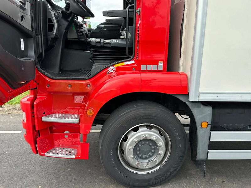 MAN TGM TGM 18.290 GEÏSOLEERDE OPBOUW - بصندوق مغلق شاحنة: صور 4 MAN TGM TGM 18.290 GEÏSOLEERDE OPBOUW - بصندوق مغلق شاحنة: صور 4