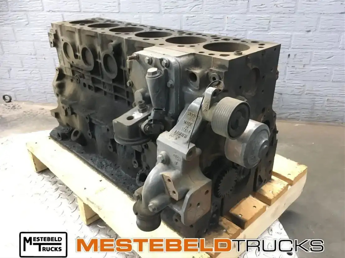 DAF Blok Paccar LF55 - المحرك - شاحنة: صور 2 DAF Blok Paccar LF55 - المحرك - شاحنة: صور 2