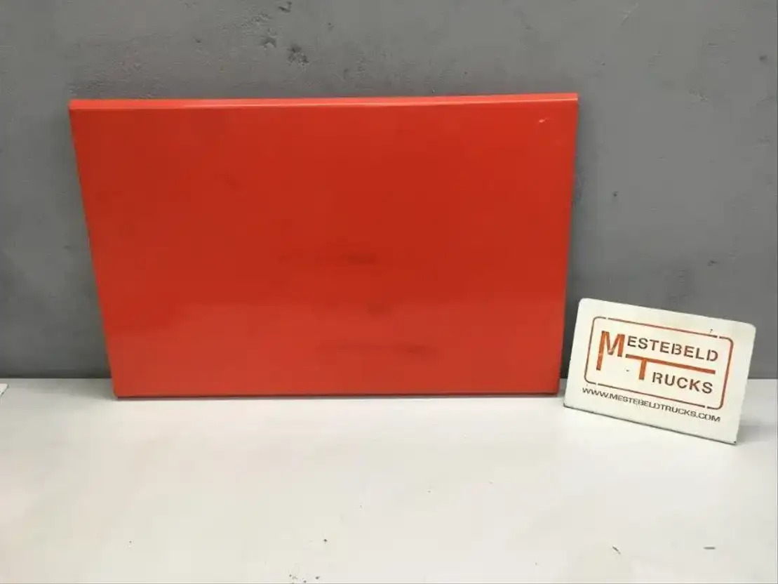 DAF Gereedschapskast luik - الكابينة والداخلية - شاحنة: صور 1 DAF Gereedschapskast luik - الكابينة والداخلية - شاحنة: صور 1