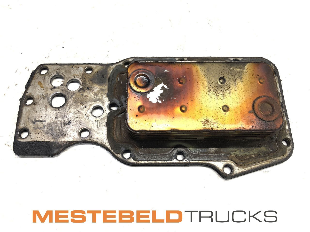 DAF Motoroliekoeler  - المحرك - شاحنة: صور 1 DAF Motoroliekoeler  - المحرك - شاحنة: صور 1