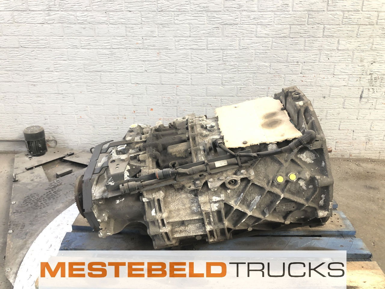 DAF Versnellingsbak 12 AS 2130 TD - علبة التروس و قطع الغيار - شاحنة: صور 1 DAF Versnellingsbak 12 AS 2130 TD - علبة التروس و قطع الغيار - شاحنة: صور 1