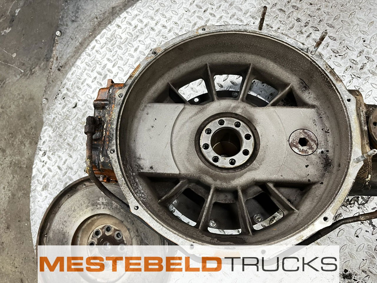 Iveco PTO cursor 8 - علبة التروس و قطع الغيار - شاحنة: صور 2 Iveco PTO cursor 8 - علبة التروس و قطع الغيار - شاحنة: صور 2