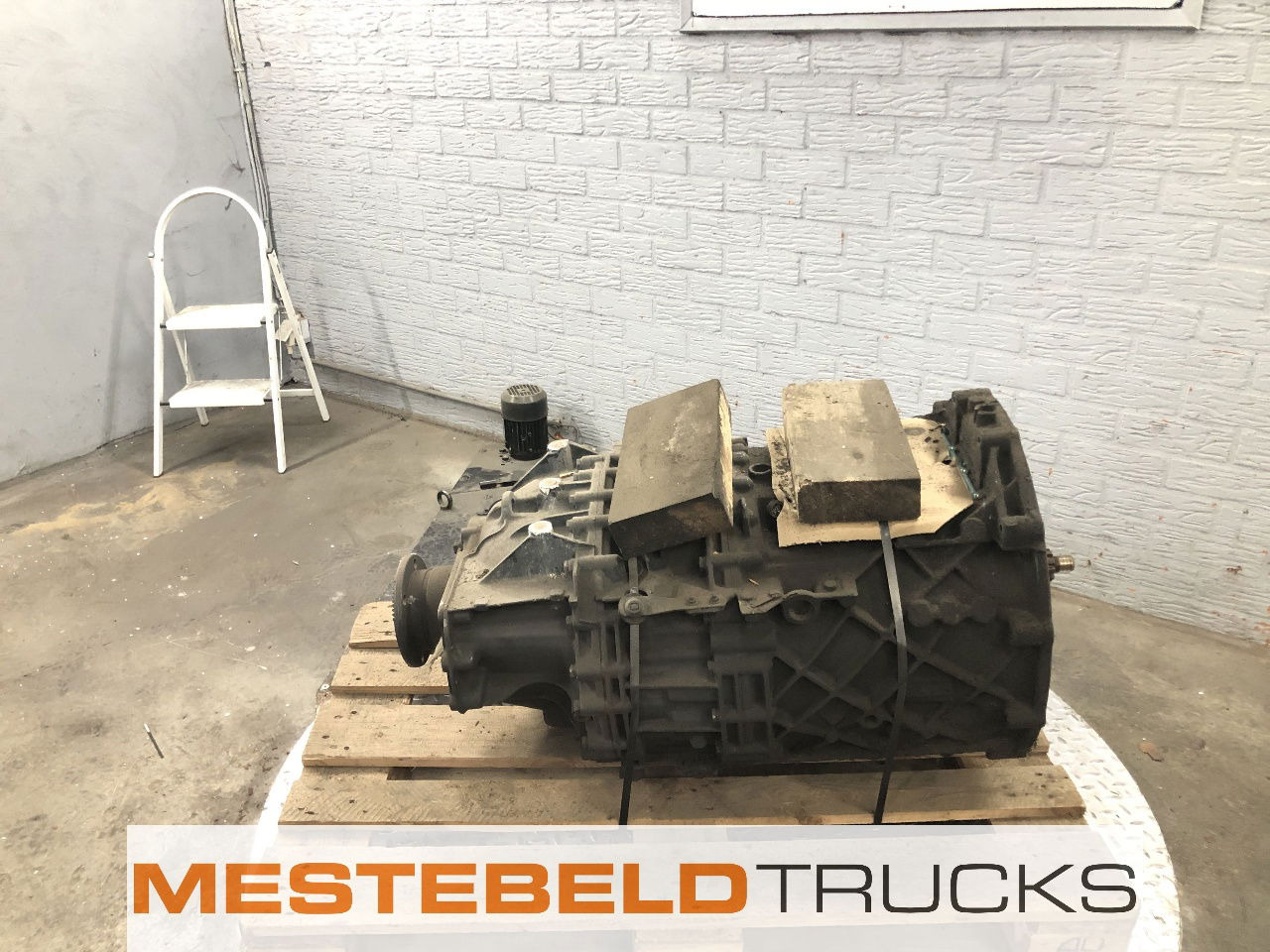 Iveco Versn bak 12 AS 2330 TD - علبة التروس و قطع الغيار - شاحنة: صور 3 Iveco Versn bak 12 AS 2330 TD - علبة التروس و قطع الغيار - شاحنة: صور 3