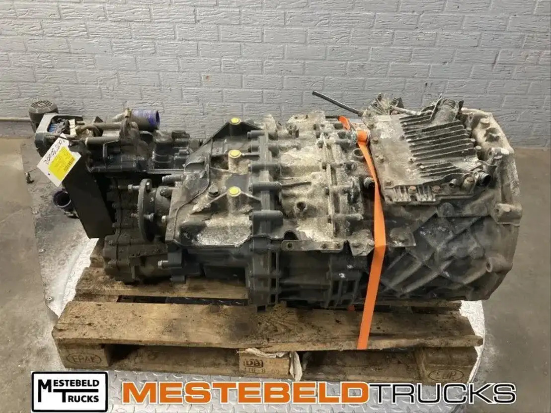 Iveco Versn bak Stralis - علبة التروس و قطع الغيار - شاحنة: صور 2 Iveco Versn bak Stralis - علبة التروس و قطع الغيار - شاحنة: صور 2