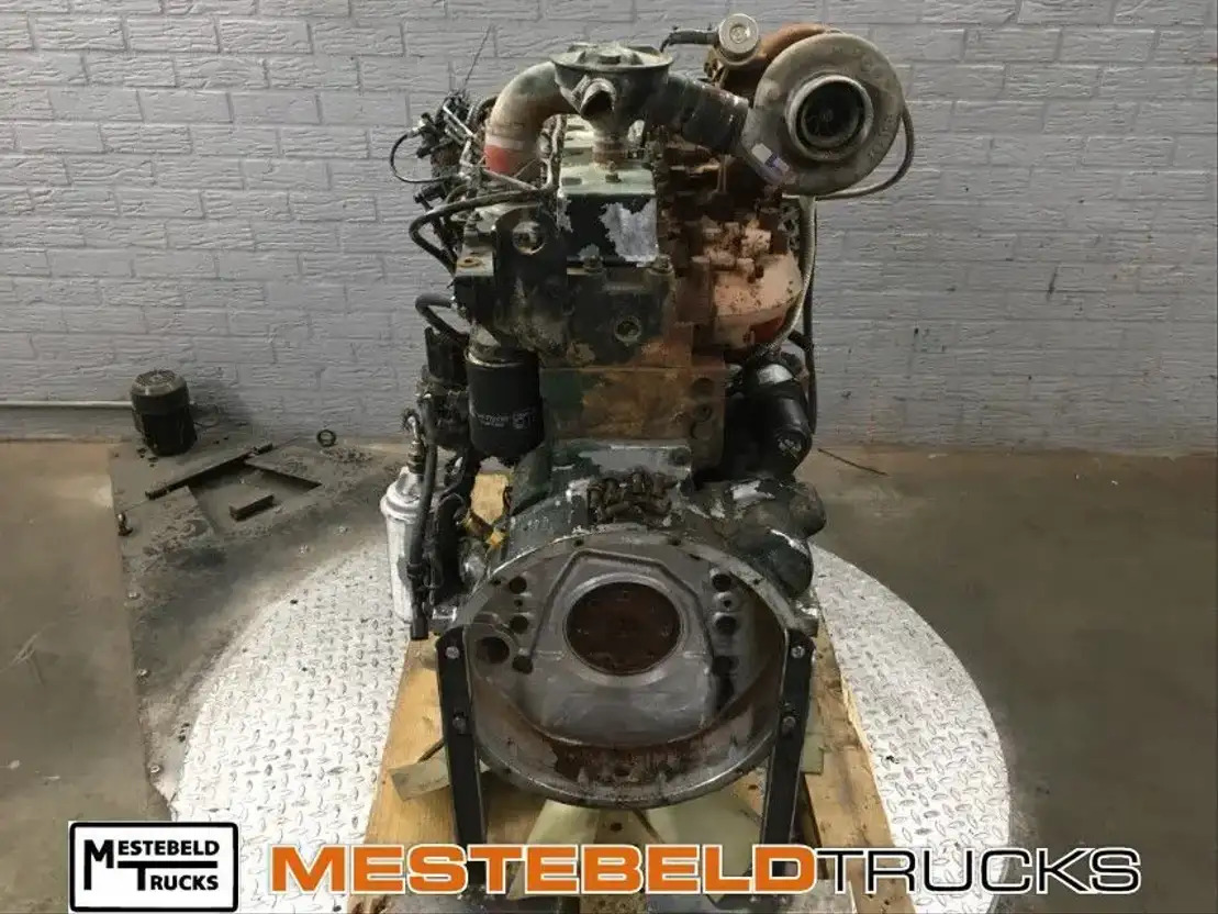 Komatsu Motor Cummins 8.3 ltr - المحرك - شاحنة: صور 1 Komatsu Motor Cummins 8.3 ltr - المحرك - شاحنة: صور 1