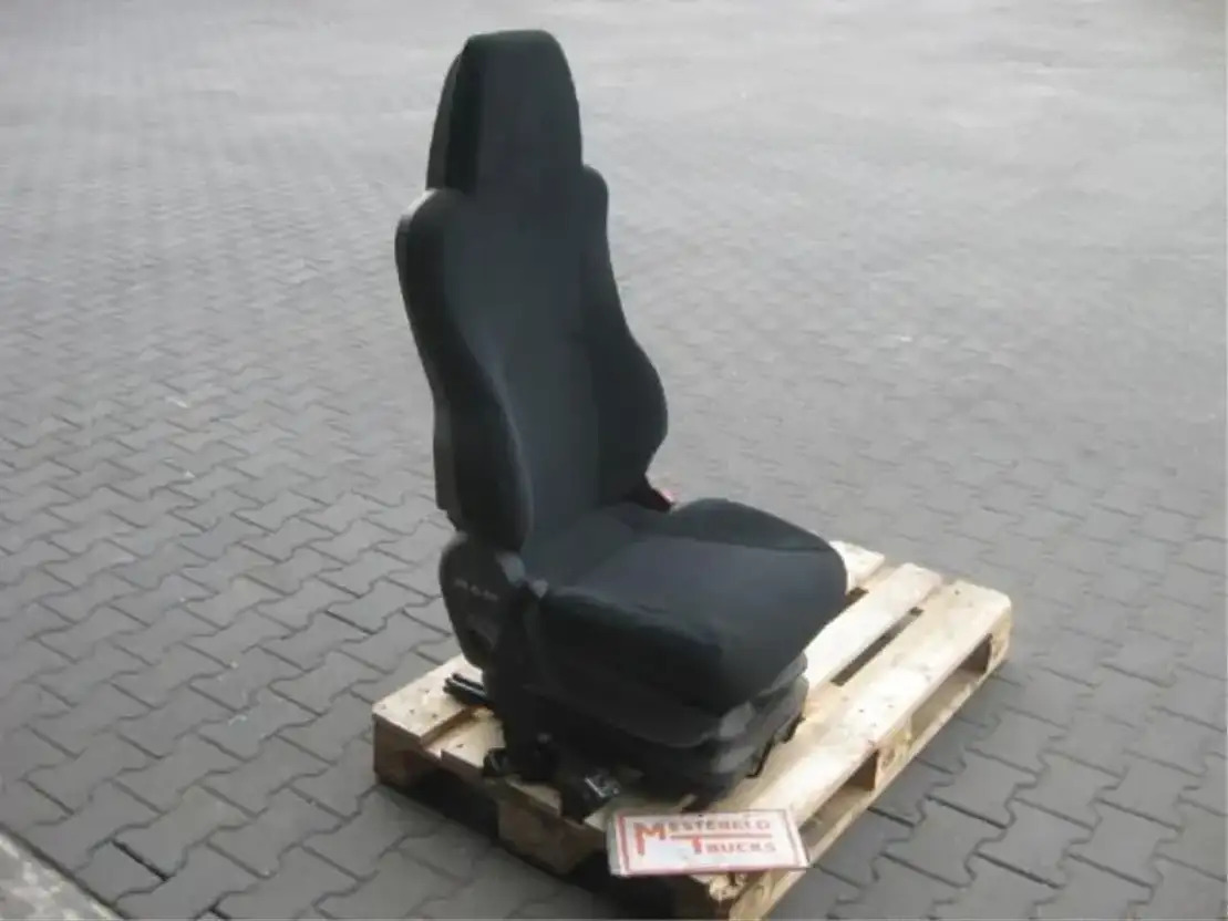 MAN Bijrijdersstoel TGX - الكابينة والداخلية - شاحنة: صور 1 MAN Bijrijdersstoel TGX - الكابينة والداخلية - شاحنة: صور 1