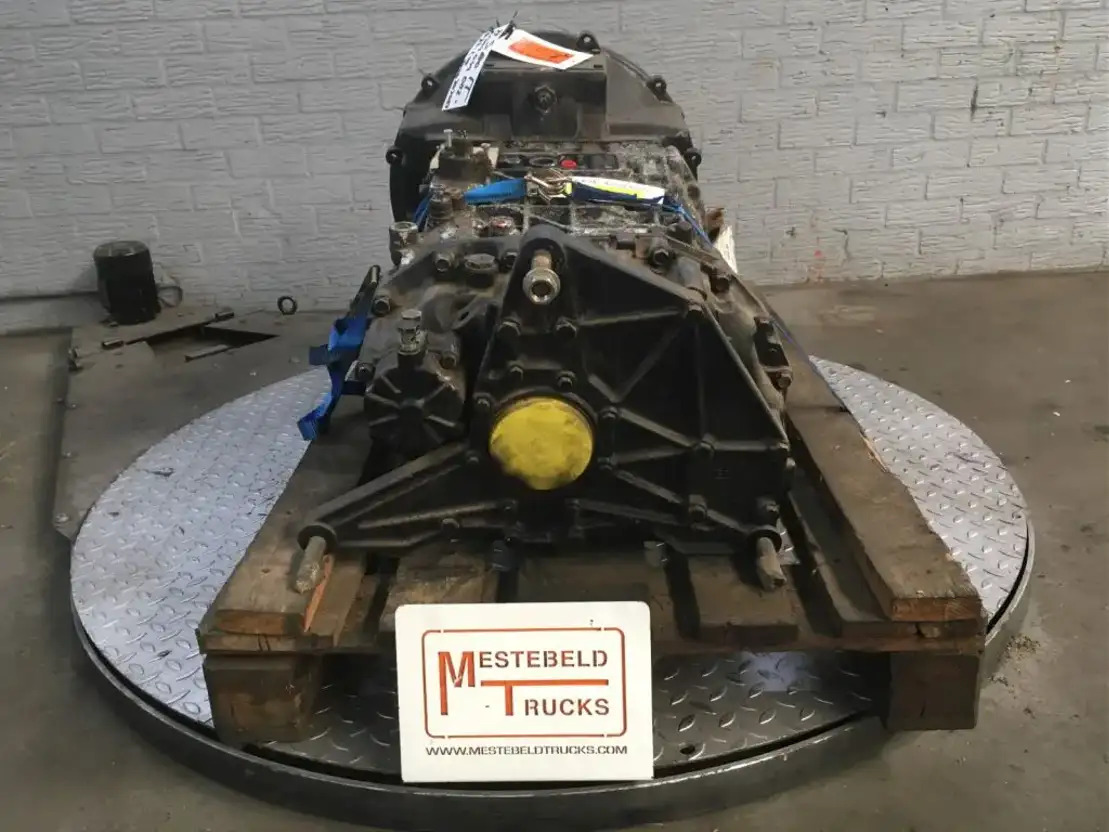 MAN Versnellingsbak 8S180 IT - علبة التروس و قطع الغيار - شاحنة: صور 4 MAN Versnellingsbak 8S180 IT - علبة التروس و قطع الغيار - شاحنة: صور 4