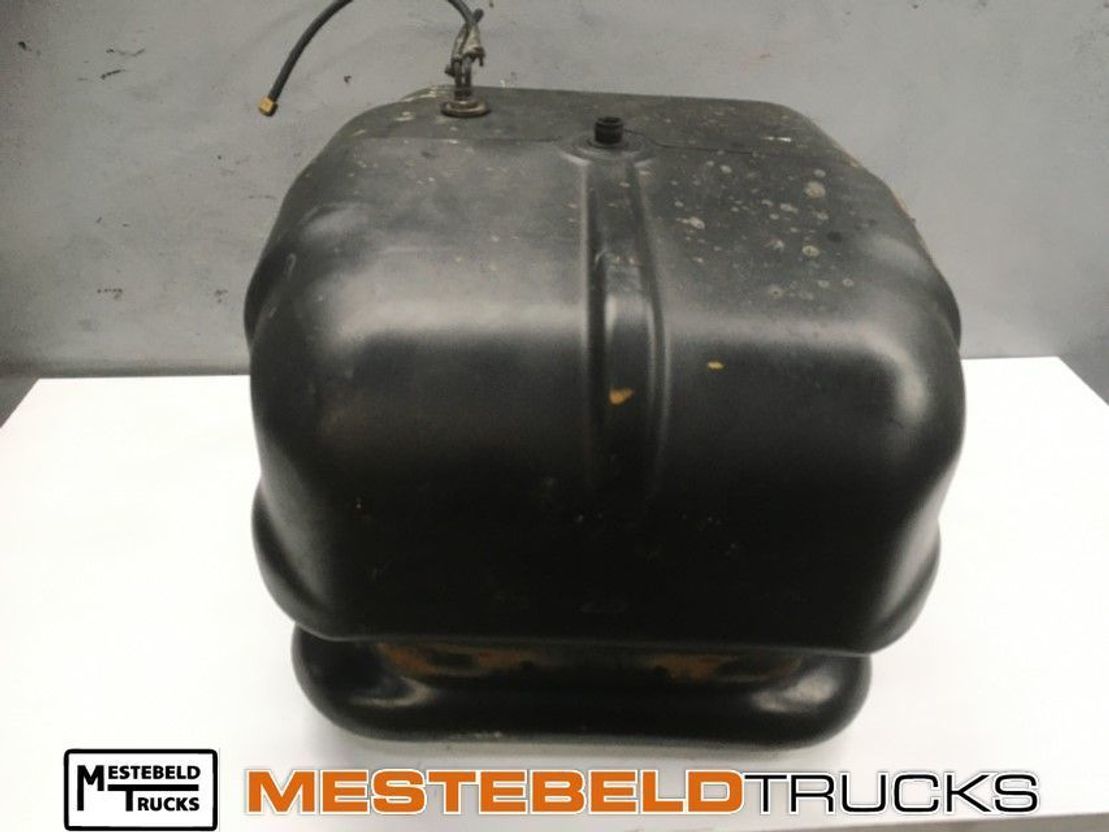 Mercedes-Benz Brandstoftank 100 liter - نظام الوقود - الشاحنات الصغيرة: صور 1 Mercedes-Benz Brandstoftank 100 liter - نظام الوقود - الشاحنات الصغيرة: صور 1