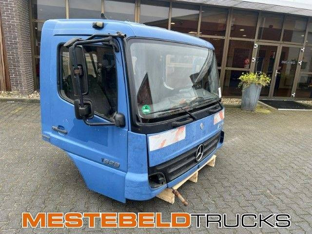 Mercedes-Benz Cabine Atego 1529 - الكبائن - شاحنة: صور 2 Mercedes-Benz Cabine Atego 1529 - الكبائن - شاحنة: صور 2