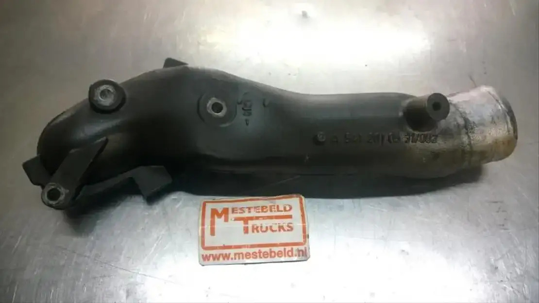 Mercedes-Benz Koelvloeistofbuis - نظام التبريد - شاحنة: صور 1 Mercedes-Benz Koelvloeistofbuis - نظام التبريد - شاحنة: صور 1