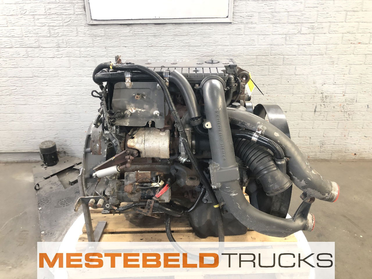 Mercedes-Benz Motor OM 924 LA - المحرك و قطع الغيار - شاحنة: صور 3 Mercedes-Benz Motor OM 924 LA - المحرك و قطع الغيار - شاحنة: صور 3