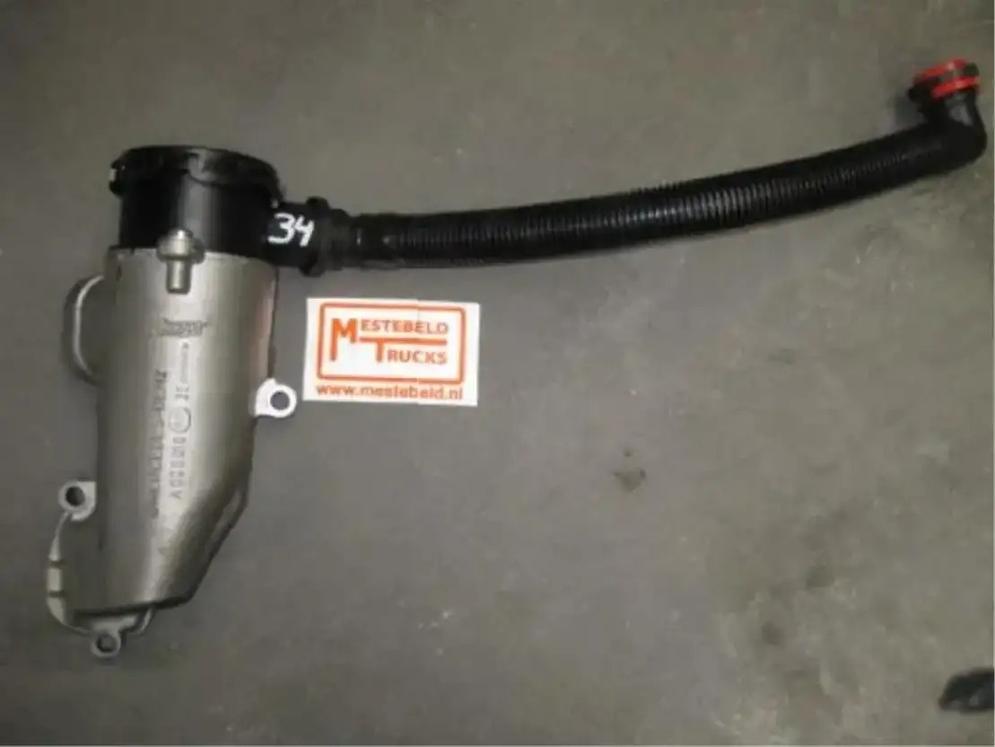Mercedes-Benz Olie afscheider Axor - المحرك و قطع الغيار - شاحنة: صور 1 Mercedes-Benz Olie afscheider Axor - المحرك و قطع الغيار - شاحنة: صور 1