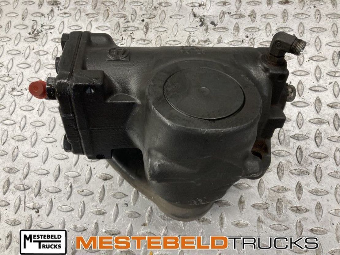 Mercedes-Benz Stuurhuis - دودة دركسون - شاحنة: صور 1 Mercedes-Benz Stuurhuis - دودة دركسون - شاحنة: صور 1