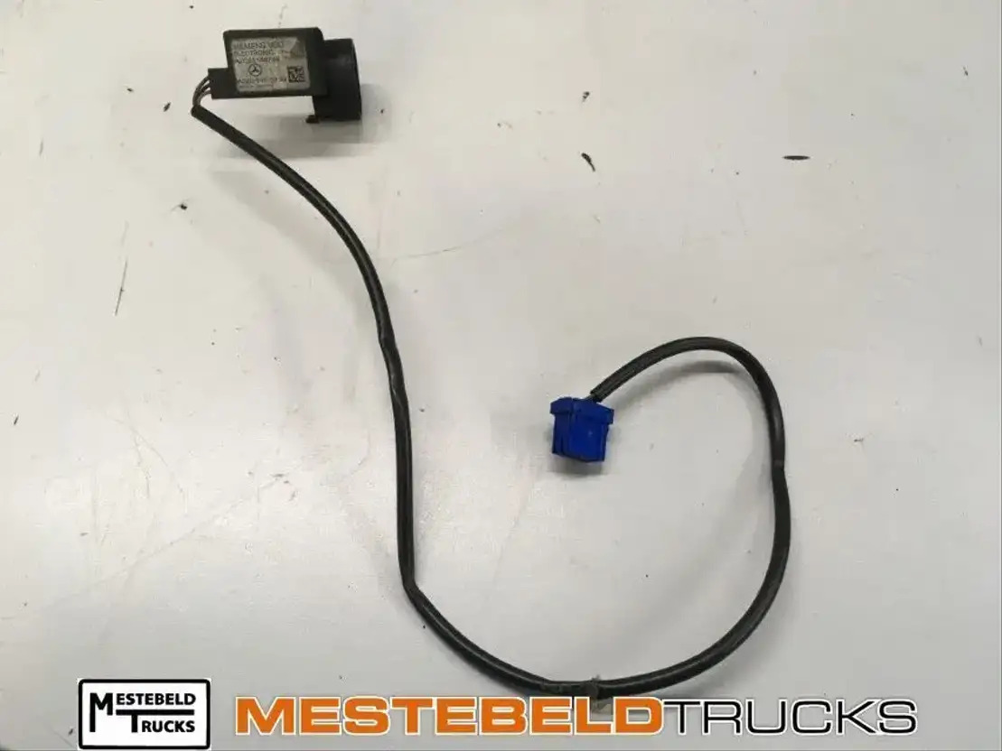 Mercedes-Benz WFS Wegrijblokkering - قيادة السيارة - شاحنة: صور 1 Mercedes-Benz WFS Wegrijblokkering - قيادة السيارة - شاحنة: صور 1