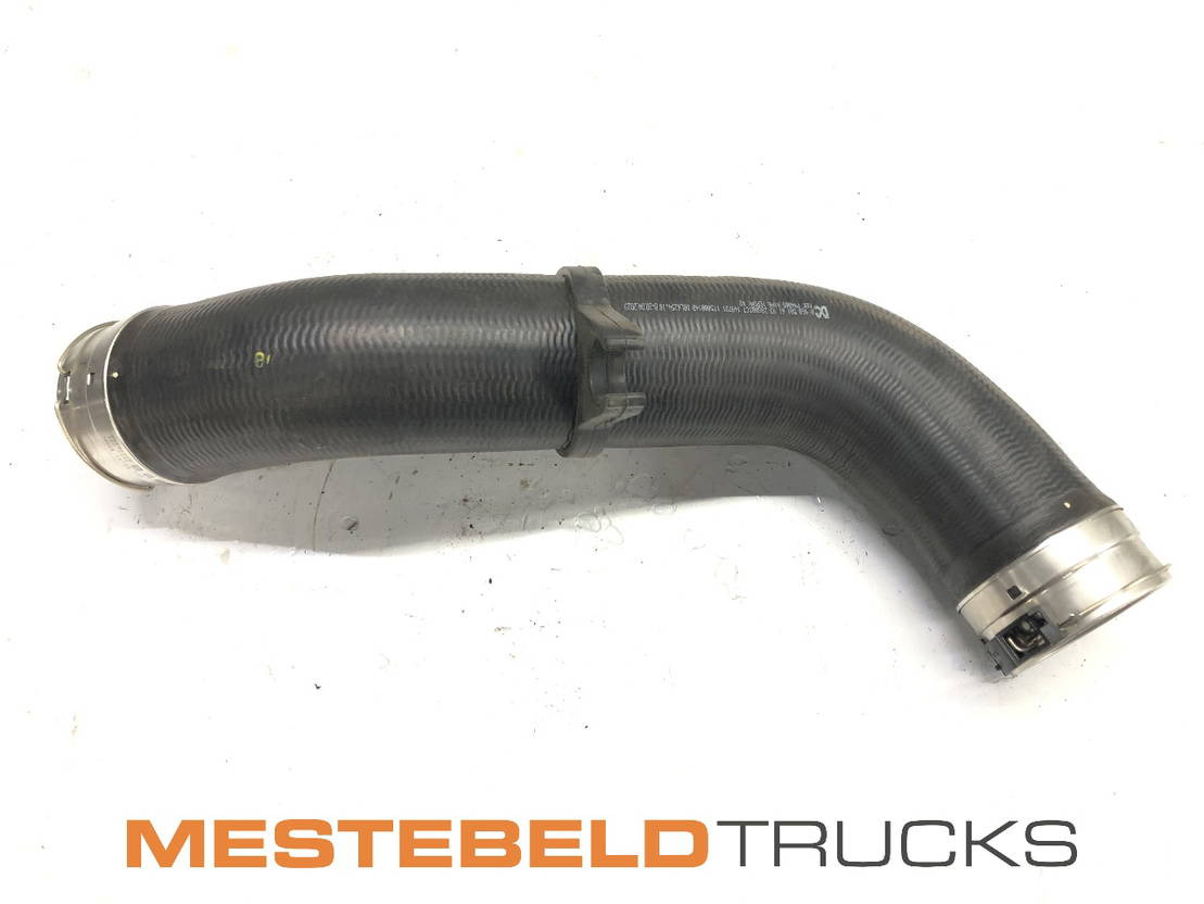 Mercedes-Benz Waterslang  - نظام التبريد - شاحنة: صور 1 Mercedes-Benz Waterslang  - نظام التبريد - شاحنة: صور 1