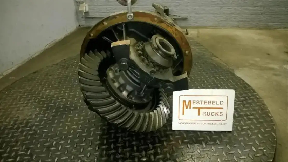Renault D ifferentieel type 177 E - المحور الخلفي - شاحنة: صور 1 Renault D ifferentieel type 177 E - المحور الخلفي - شاحنة: صور 1